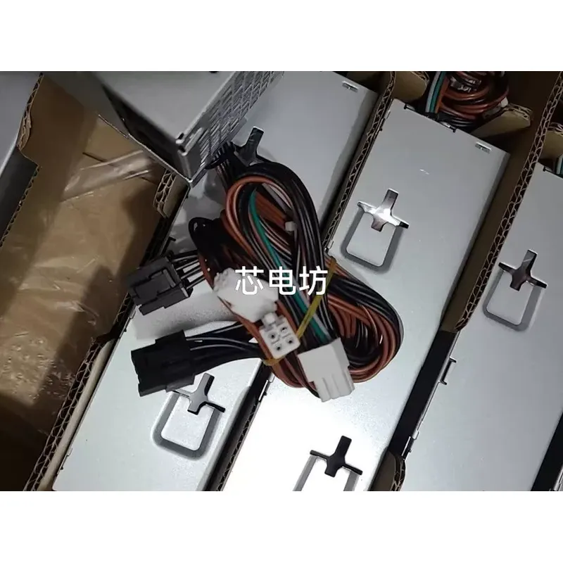 Alimentatore Dell 600W 500W Co - Power Supply 500W recensione e prezzo